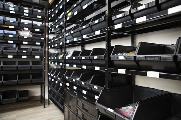 Commercial Storage Shelves & Shelving Solutions